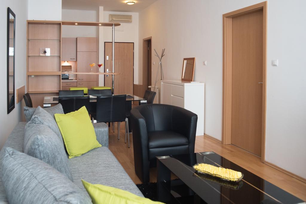 Apartment With Big Terrace Budapest Kültér fotó