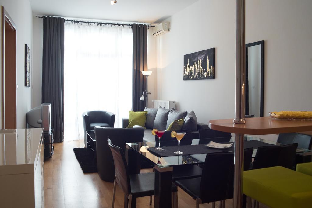 Apartment With Big Terrace Budapest Kültér fotó
