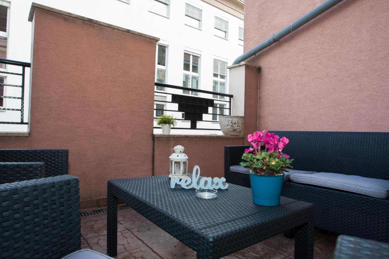 Apartment With Big Terrace Budapest Kültér fotó